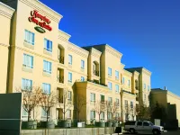 Hampton Inn & Suites by Hilton Calgary-University Northwest Hotels near Westbrook C Train