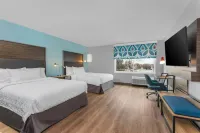 Tru by Hilton Janesville - 3-Star