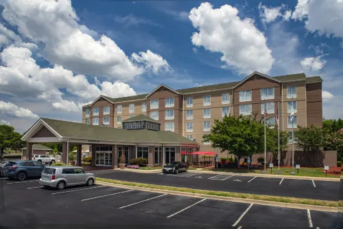 Hilton Garden Inn Charlotte Pineville - Pet friendly