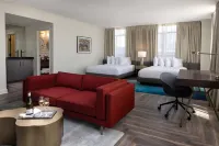Hotel Deco - Airport Shuttle