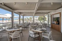 Iperion Beach Hotel - parking