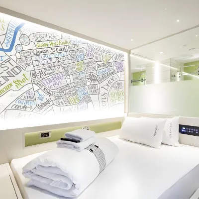 Hub by Premier Inn London Westminster Abbey Hotel Hotel dekat Pusat Konferensi Queen Elizabeth II