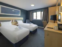Travelodge Nottingham Riverside Hotel Hotels near Highfields Park