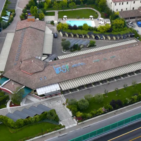 VIP's Motel Luxury Accommodation & Spa