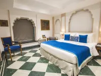 Hotel Bawa Continental Hoteles cerca de ISKCON - Sociedad Internacional para la Conciencia de Krishna