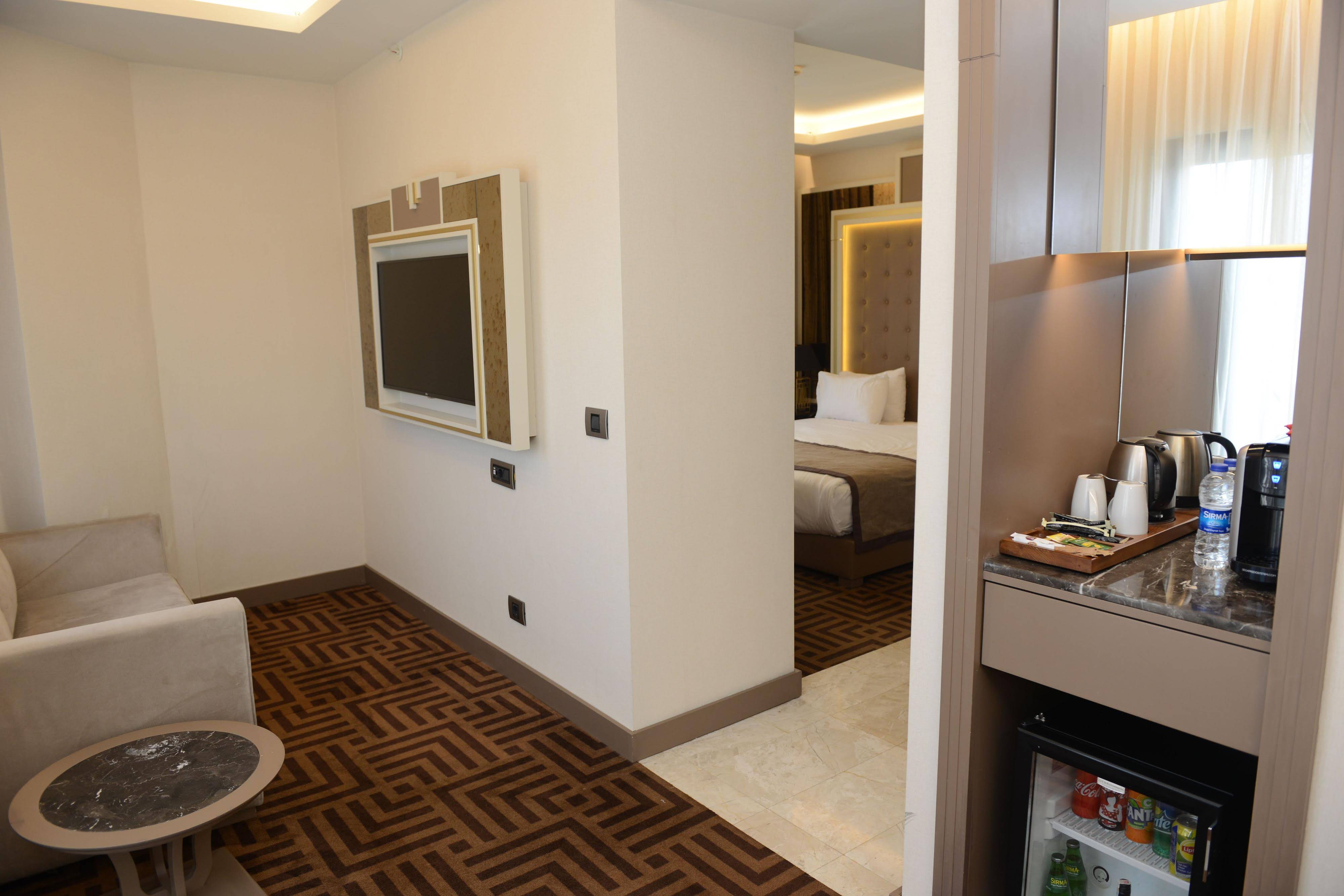 Ramada by Wyndham Istanbul Golden Horn