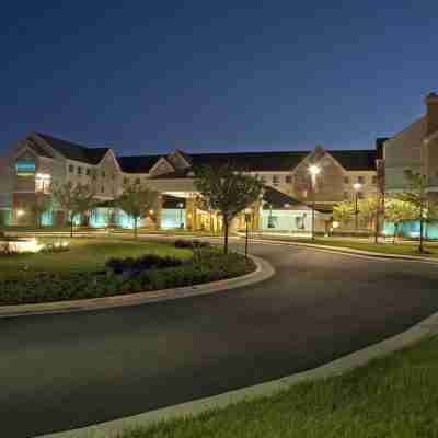 Staybridge Suites Chantilly Dulles Airport Hotel Exterior