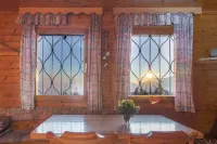 For Lovers of Sunsets - Chalet Resa Velika Planina