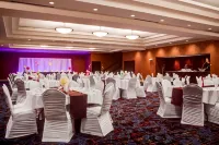 Holiday Inn Dubuque/Galena فنادق في دوبوك