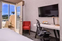 Hilton Garden Inn Bend - Hot Tub