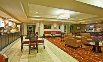 Holiday Inn Express & Suites Springfield - Dayton Area