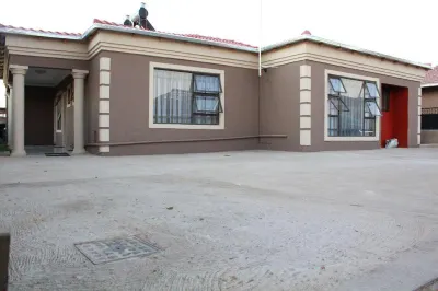 M n M Guesthouse in Turfloop Mankweng Hotels near Seshego circle