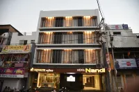 Hotel Nandi فنادق في أوجاين