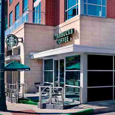 The Westin Memphis Beale Street Hotel Exterior