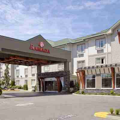 Ramada by Wyndham Surrey/Langley Hotel Exterior