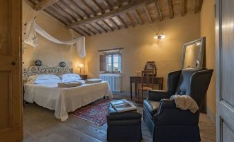 Villa Pienza, Val DOrcia Luxury Accommodation with Pool and AC for 12 Persons