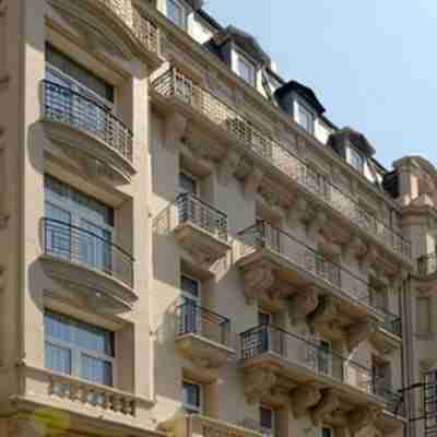 Hôtel Amirauté Hotel Exterior