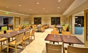 Country Inn & Suites by Radisson, Charlottesville-UVA, VA