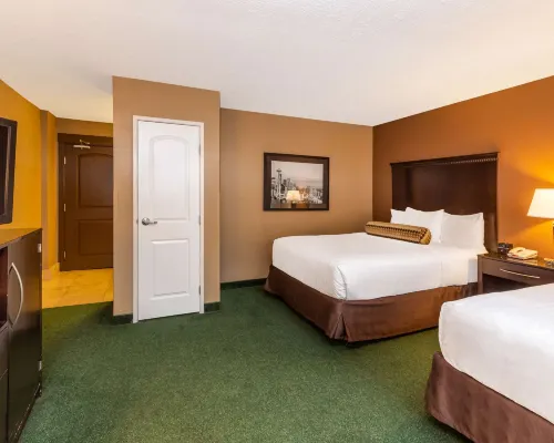 La Quinta Inn & Suites by Wyndham Seattle Downtown Hotels near Amazon Spheres