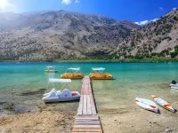 Reina Apartments Hotels in Petres