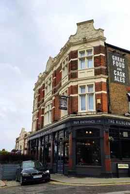 OYO The Kilburn Arms Отели в г. Брент
