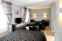 Logis l'Ayguelade Hotels in Sevignacq-Meyracq