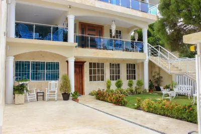 Nice 1Br-1bt with Common Picuzzi. Hotels in 