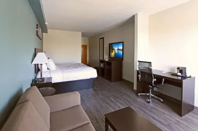 Sleep Inn & Suites فنادق في فولي