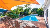 Scenic Hotel Bay of Islands - piscina