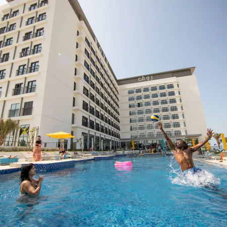 Отель Rove La Mer Beach