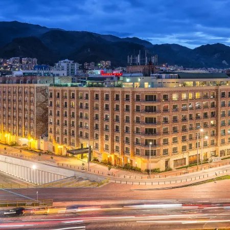 Casa Dann Carlton Hotel & Spa Отели рядом с достопримечательностью «Зона T»