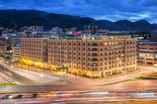 카사 단 칼튼 호텔 & 스파