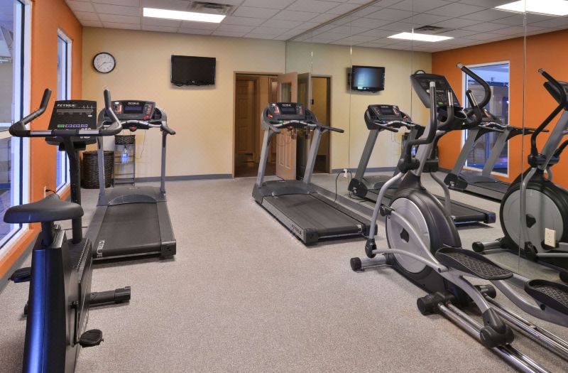 Comfort Inn & Suites Fayetteville-University Area photo 3