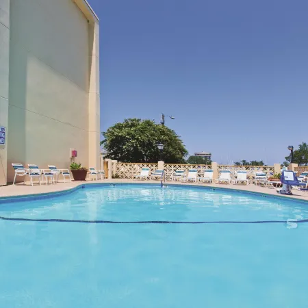 La Quinta Inn & Suites by Wyndham Charleston Riverview