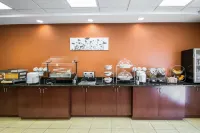 Sleep Inn & Suites Palatka North - breakfast