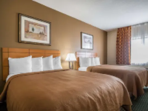 Quality Inn Coralville - Iowa River Landing Hotels in West Lucas