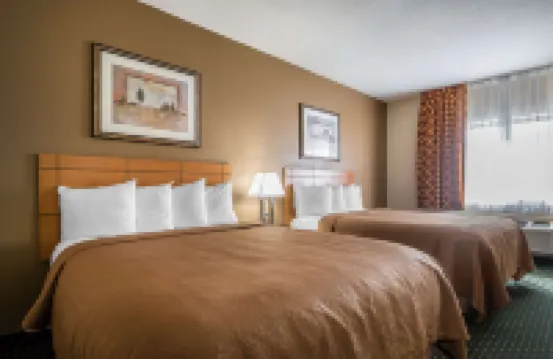 Quality Inn Coralville - Iowa River Landing
