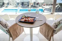 KoSea Boutique Hotel - Pools