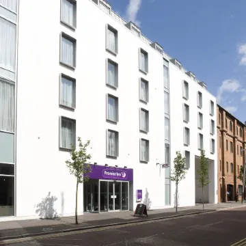 Premier Inn Belfast City Cathedral Quarter Отели рядом с достопримечательностью «Титаник Белфаст»