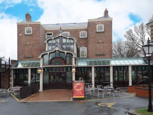 Premier Inn Stockport Central