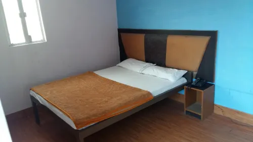 Hotel Sumitra by WB Inn