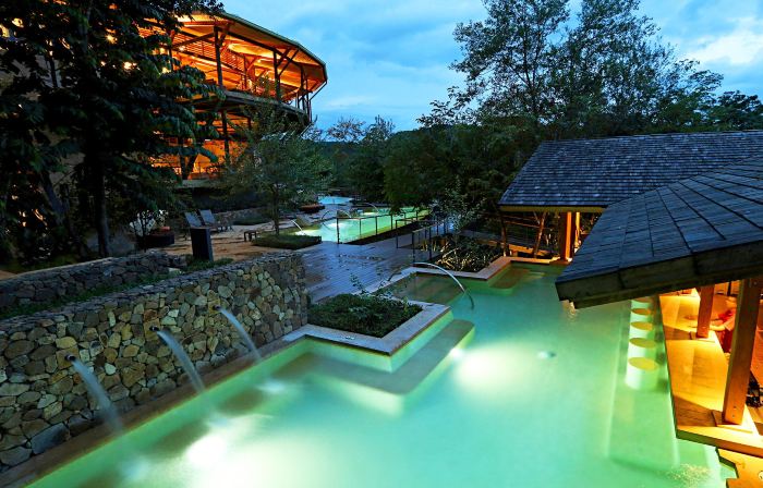 Rio Perdido Hotel & Thermal River
