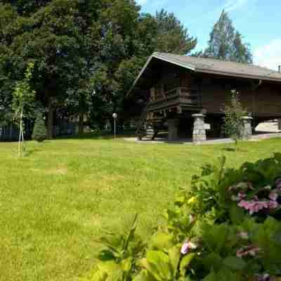 鄉村飯店 Hotel Exterior