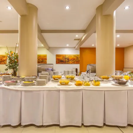 Alma Del Lago Suites & Spa