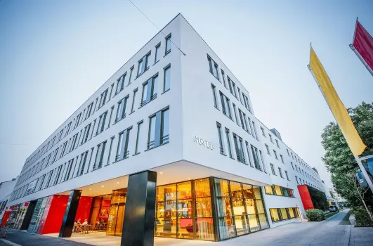 Holiday Inn Munich - Westpark Hotels near Stemmerhof