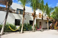 La Puerta Azul Beachfront - Adults Only