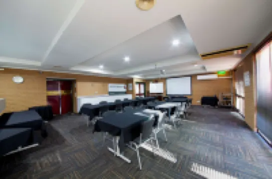 Central Deborah Motel