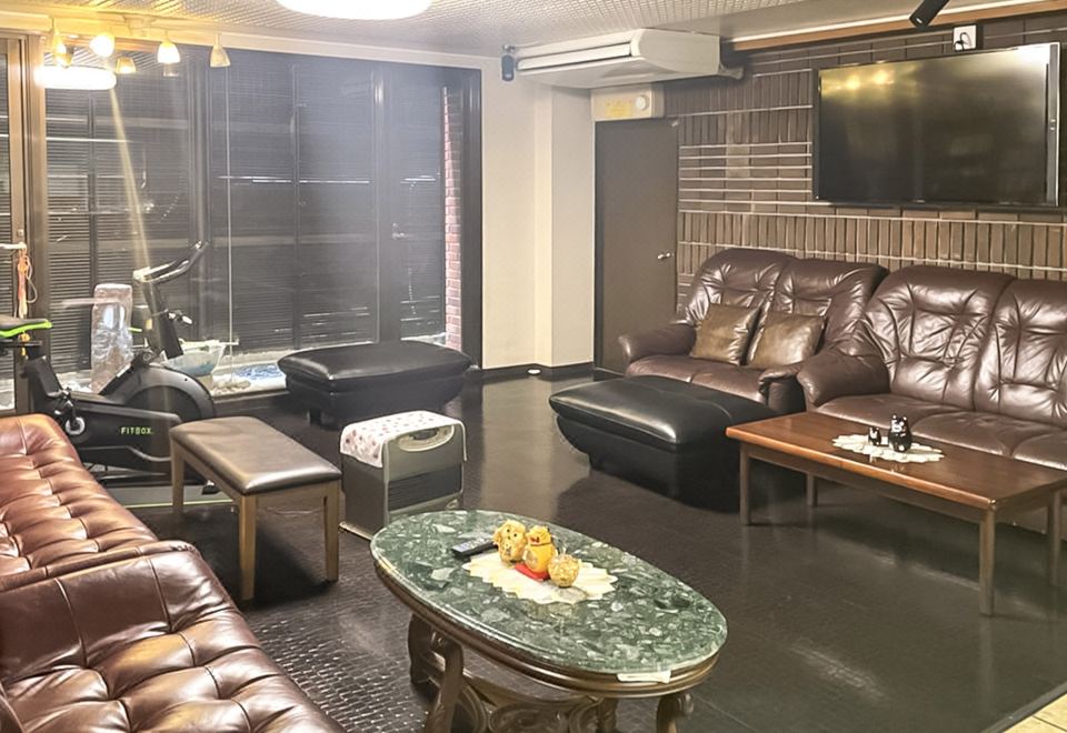 2. 츠타야 호텔 (..