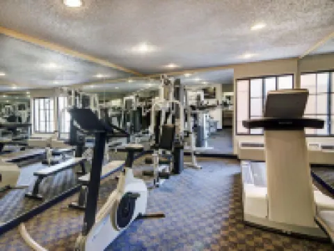 Quality Inn & Suites DFW Airport South Hotels in Irving