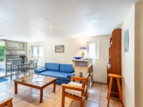 Mireio Hotels in Lambesc